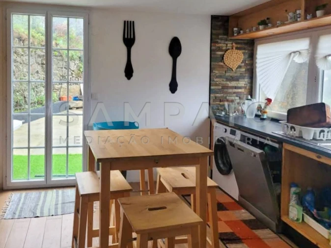 Moradia T3 para Venda em Ventosa e Cova Foto 5