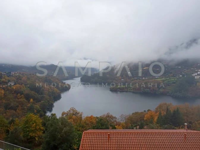 Moradia T3 para Venda em Ventosa e Cova Foto 35