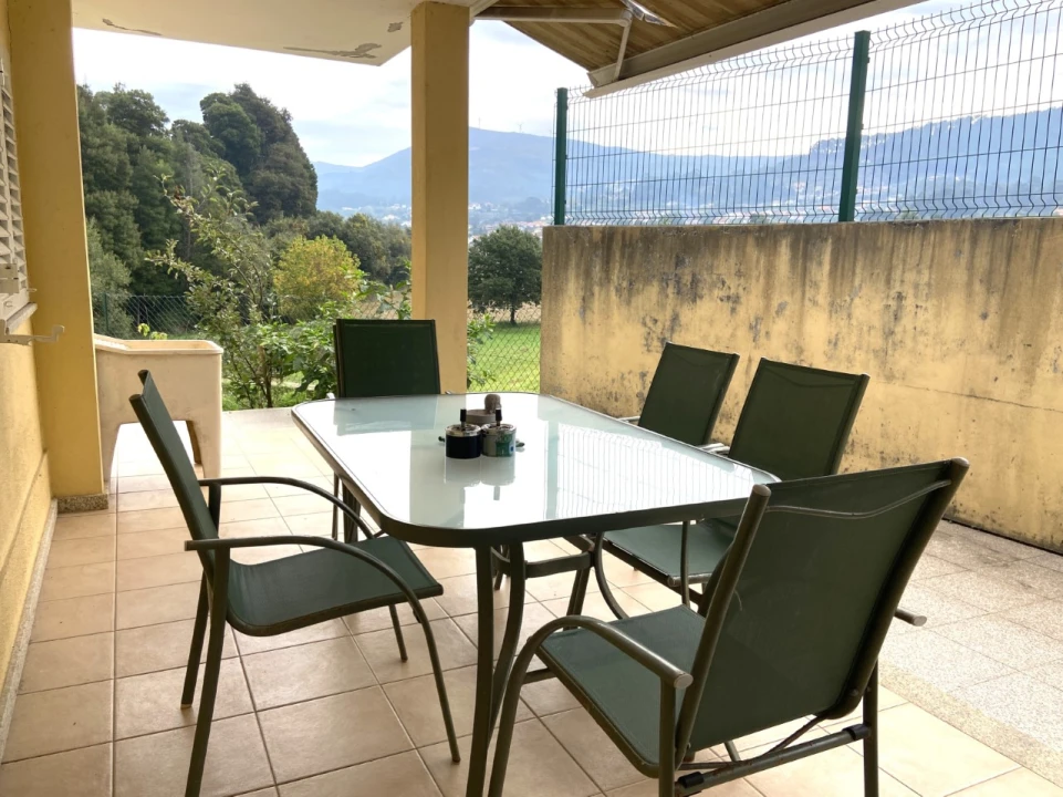 Moradia T3 para Venda em Gondarem Foto 33