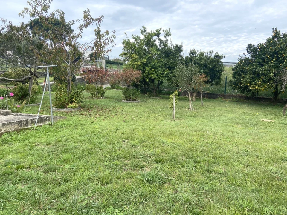 Moradia T3 para Venda em Gondarem Foto 39