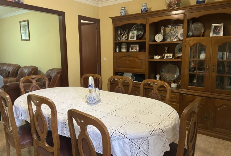 Moradia T3 para Venda em Gondarem Foto 11