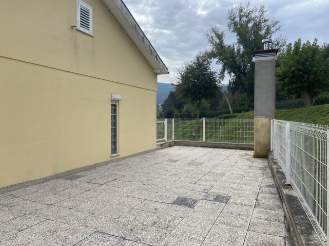 Moradia T3 para Venda em Gondarem Foto 15