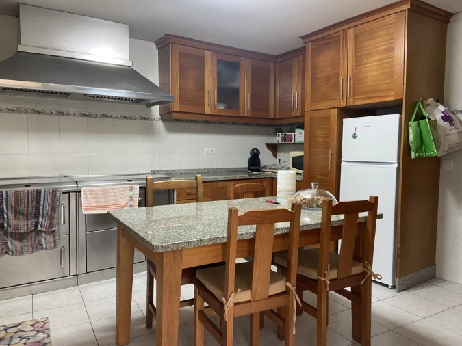 Moradia T3 para Venda em Gondarem Foto 17