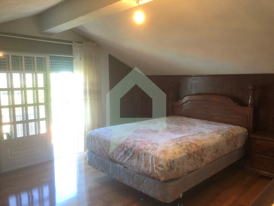 Moradia T3 para Venda em Airo Foto 26