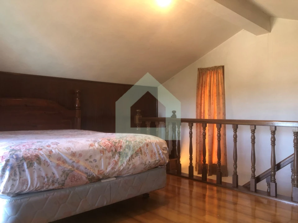 Moradia T3 para Venda em Airo Foto 27