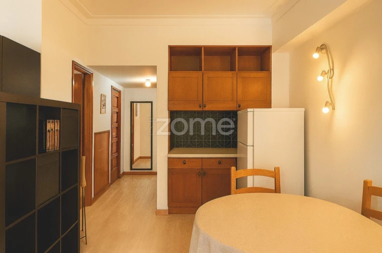 Apartamento T1 para Venda em Paranhos Foto 5