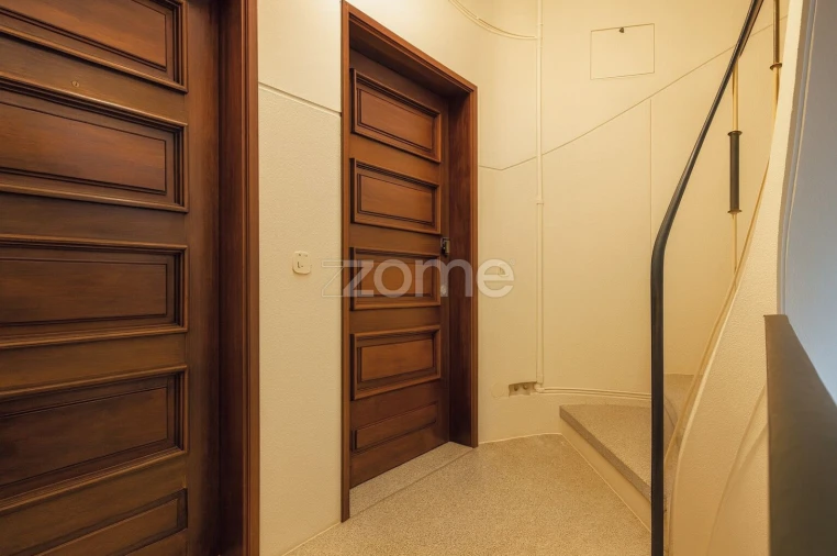 Apartamento T1 para Venda em Paranhos Foto 9