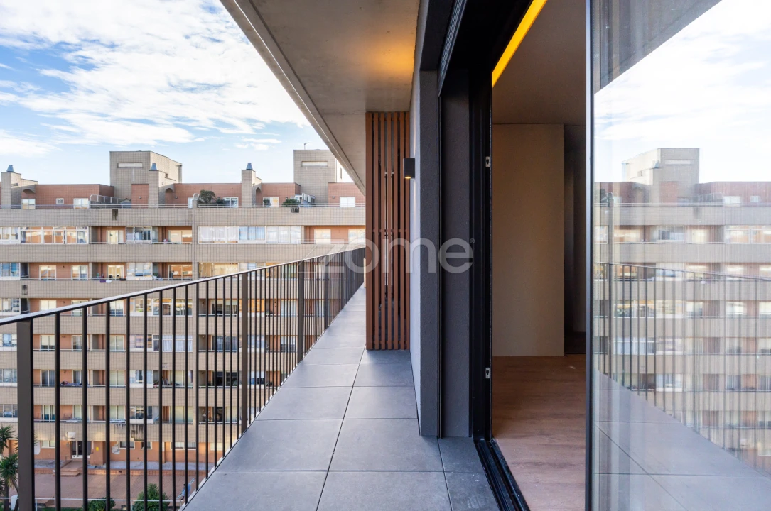 Apartamento T2 para Venda em Vilar de Andorinho Foto 25