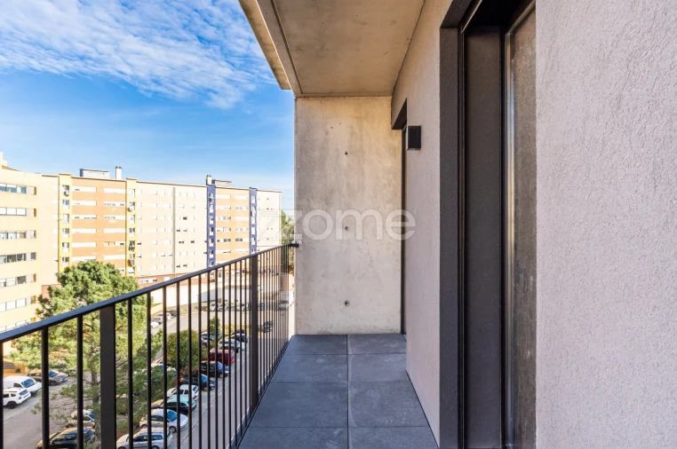 Apartamento T2 para Venda em Vilar de Andorinho Foto 18