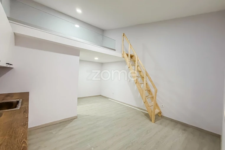 Moradia T1 para Venda em Cedofeita, Santo Ildefonso, Sé, Miragaia, São Nicolau e Vitória Foto 2