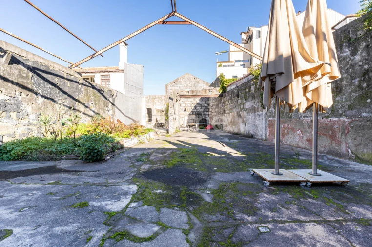 Prédio para Venda em Cedofeita, Santo Ildefonso, Sé, Miragaia, São Nicolau e Vitória Foto 32