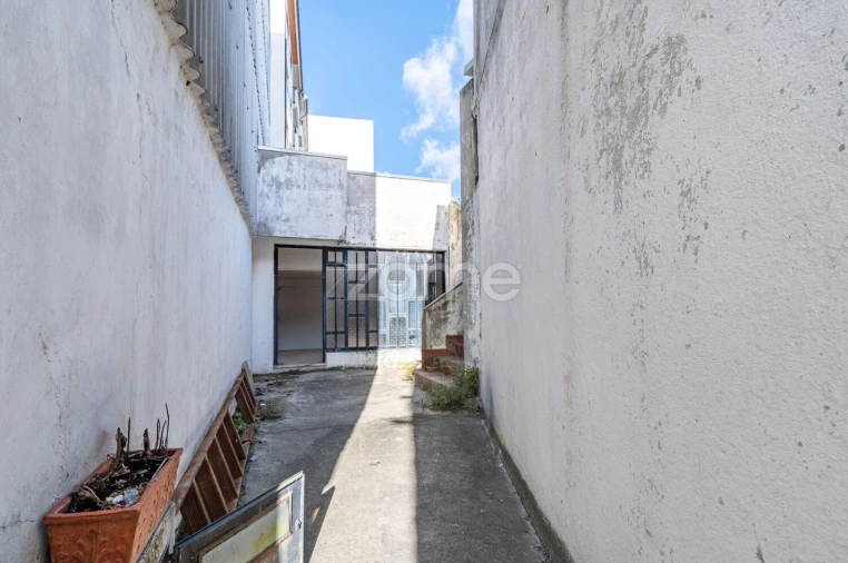 Negócio para Venda em Mafamude e Vilar do Paraíso Foto 3