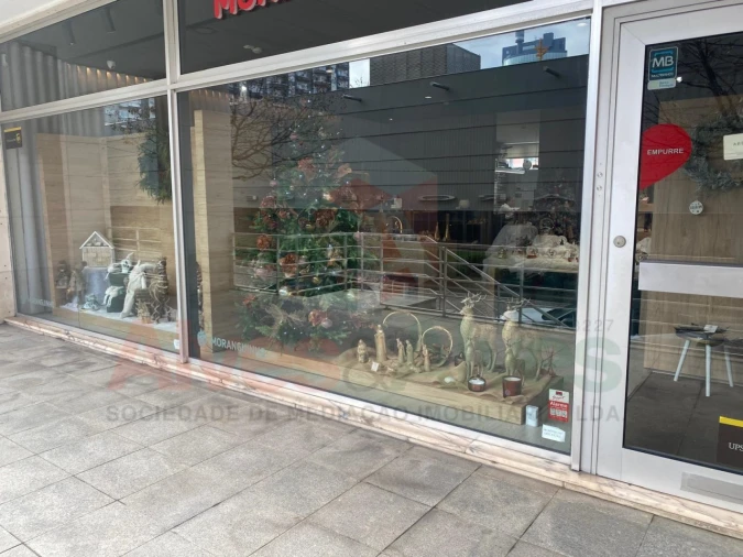 Loja para Cedência de Quotas em Cidade da Maia Foto 12