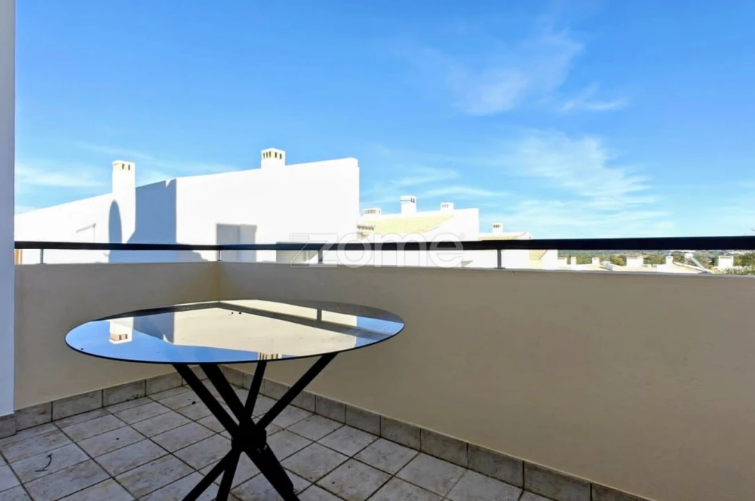 Moradia T3 para Arrendamento em Mexilhoeira Grande Foto 22