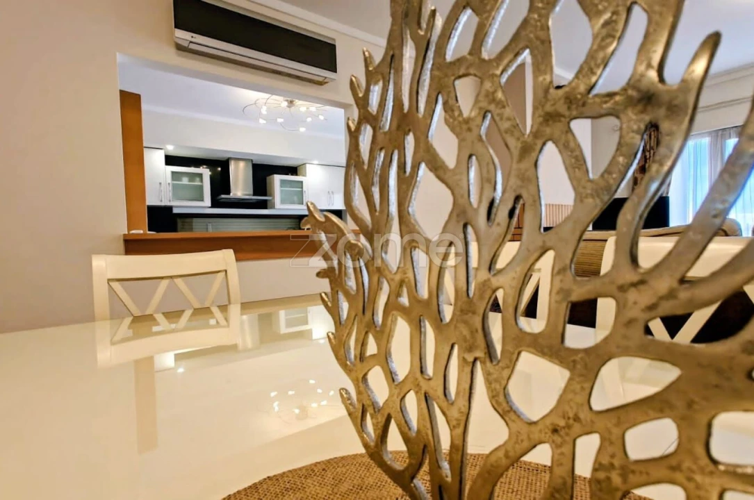 Moradia T3 para Arrendamento em Mexilhoeira Grande Foto 10