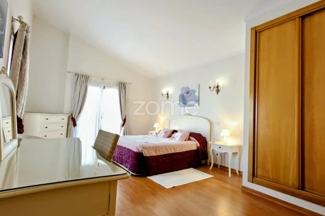 Moradia T3 para Arrendamento em Mexilhoeira Grande Foto 23