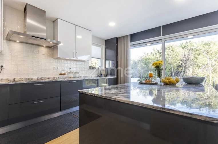 Moradia T3 para Venda em Porto Salvo Foto 16