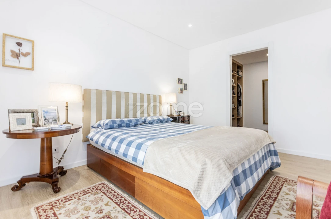 Moradia T3 para Venda em Porto Salvo Foto 31