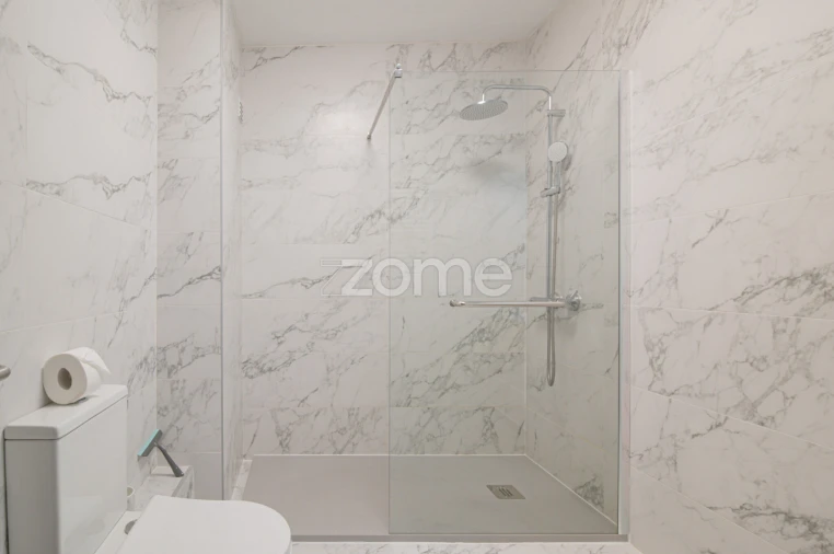 Apartamento T1 para Venda em Portimão Foto 14