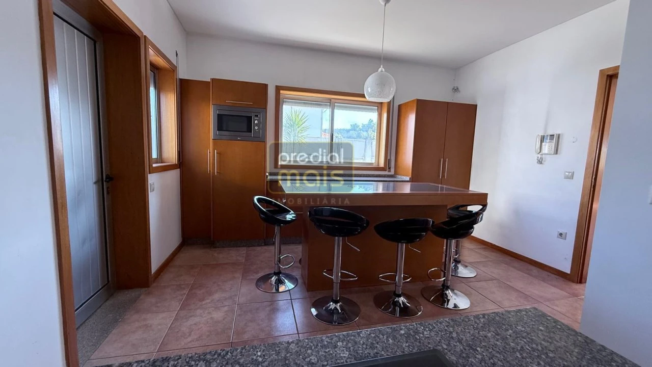 Moradia T3 para Venda em Avidos e Lagoa Foto 5