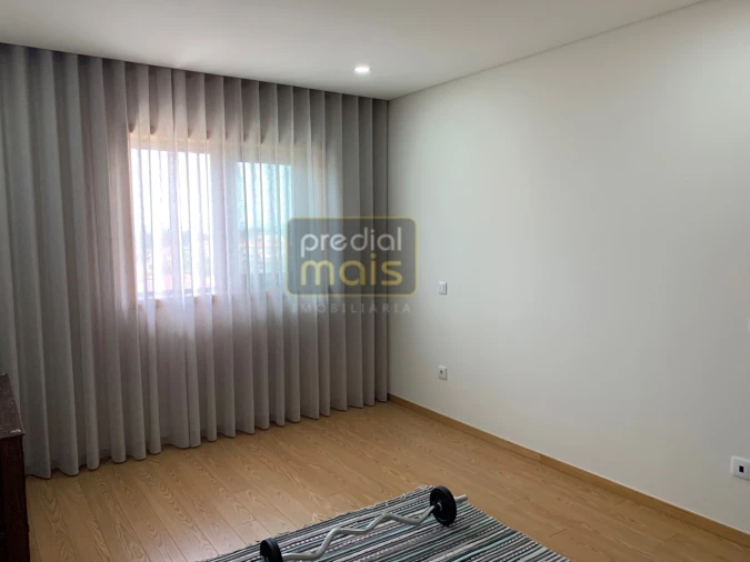 Moradia T3 para Venda em Avidos e Lagoa Foto 9