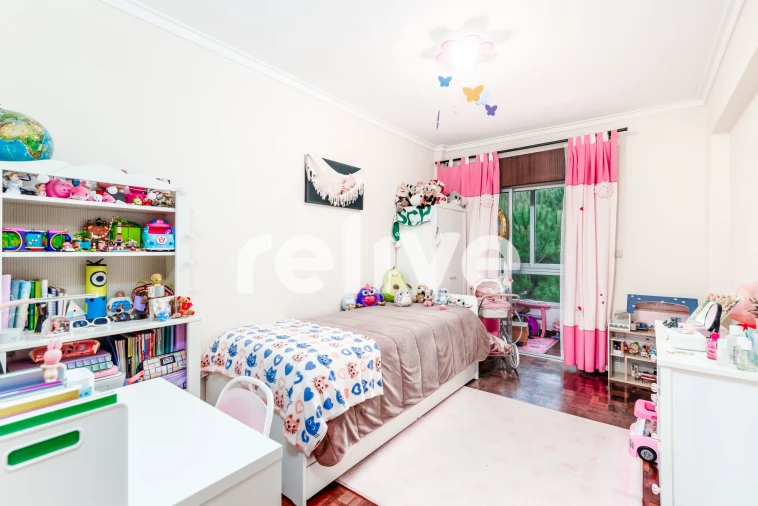 Apartamento T2 para Venda em Queluz e Belas Foto 4