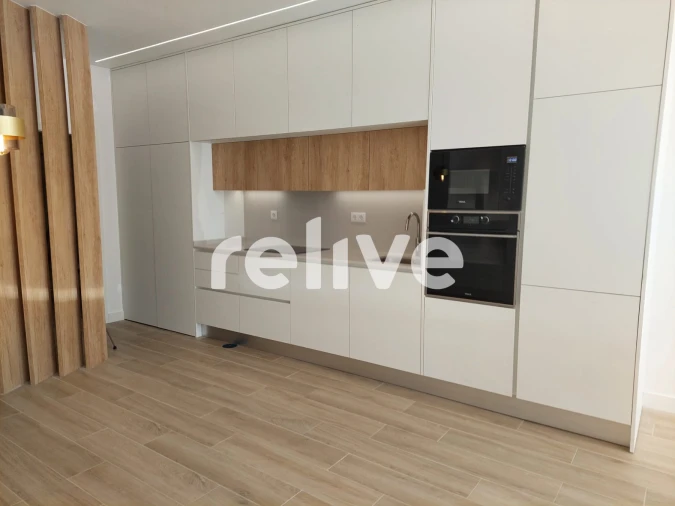 Apartamento T2 para Venda em Santa Maria, São Pedro e Matacães Foto 7