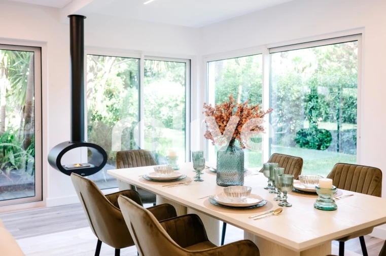 Moradia T4 para Venda em Charneca de Caparica e Sobreda Foto 5