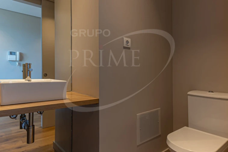 Apartamento para Venda em Mafamude e Vilar do Paraíso Foto 8