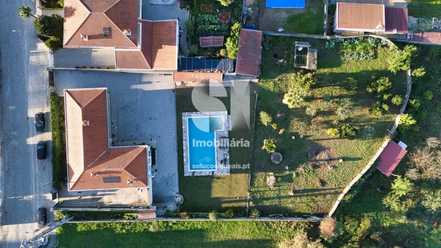 Moradia T3 para Venda em Fonte Arcada Foto 12