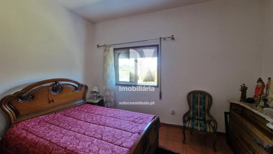 Moradia T3 para Venda em Fonte Arcada Foto 17