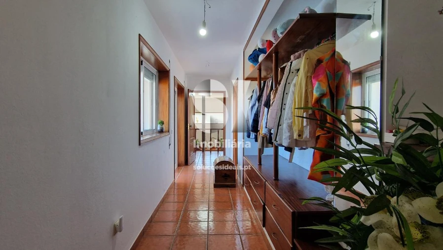 Moradia T3 para Venda em Fonte Arcada Foto 22