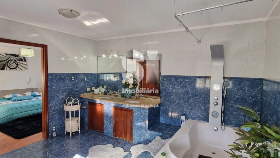 Moradia T3 para Venda em Fonte Arcada Foto 31