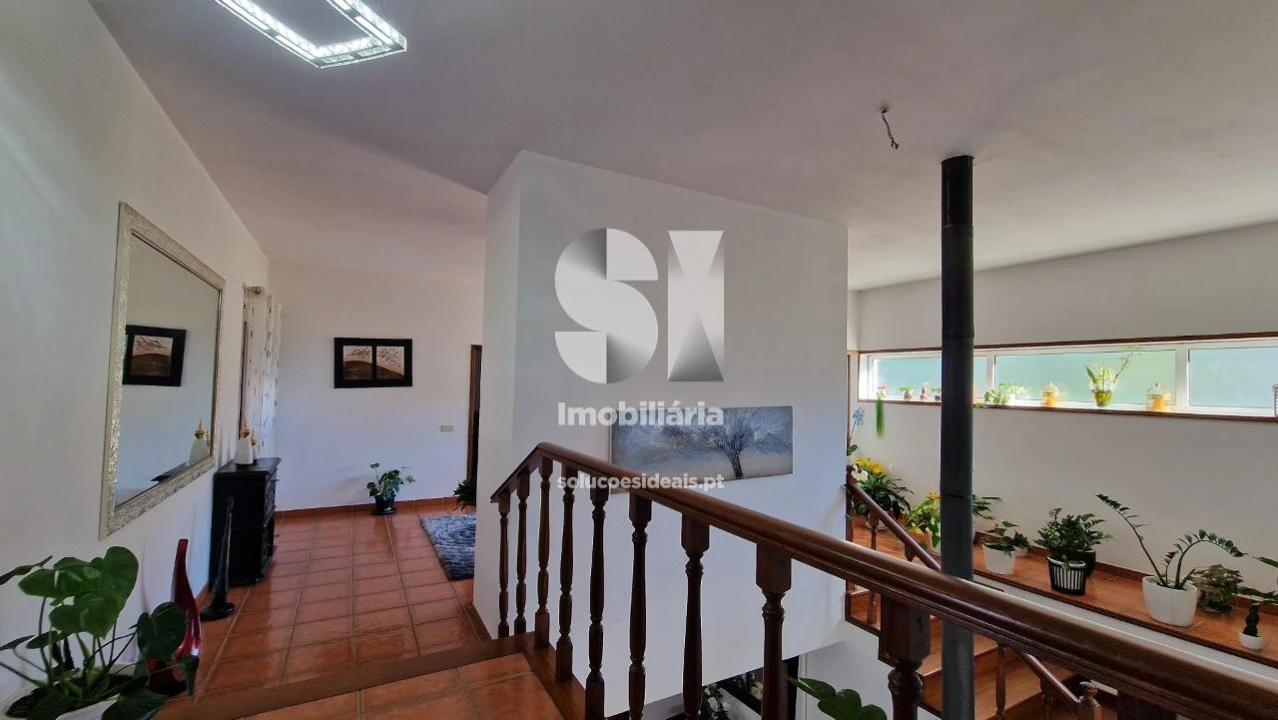 Moradia T3 para Venda em Fonte Arcada Foto 19