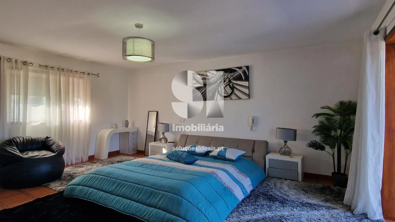 Moradia T3 para Venda em Fonte Arcada Foto 24