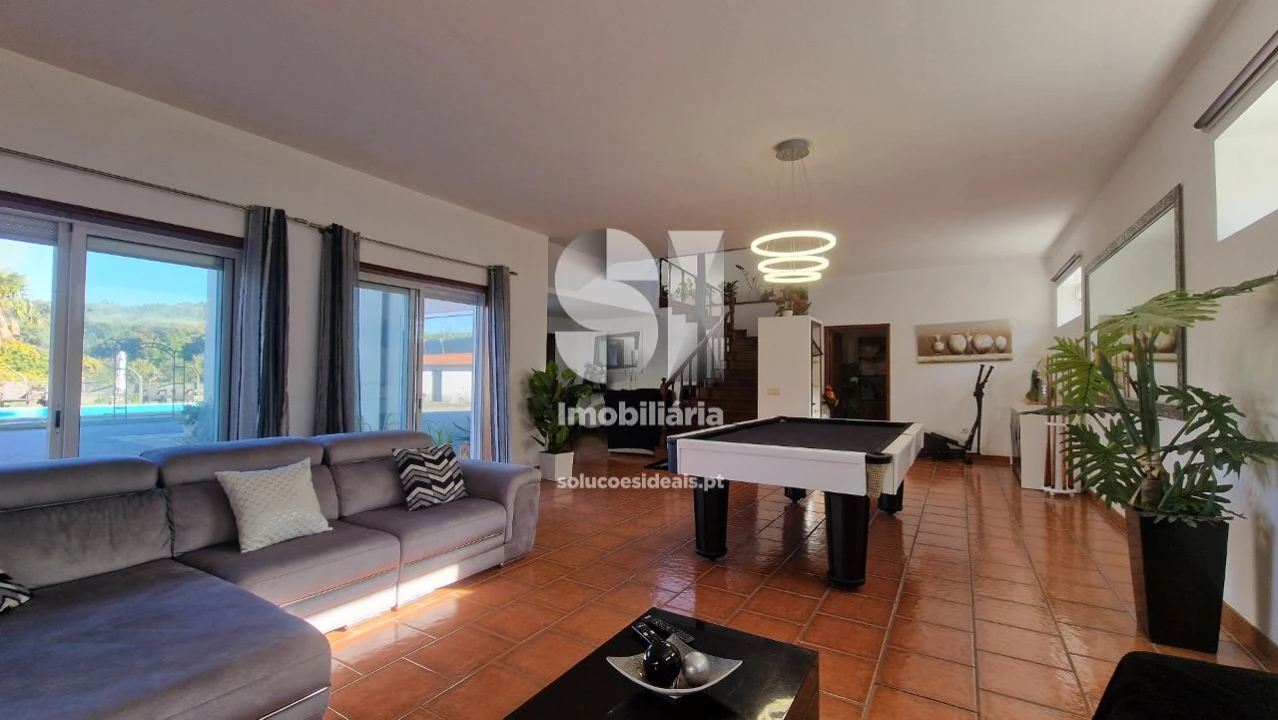 Moradia T3 para Venda em Fonte Arcada Foto 38