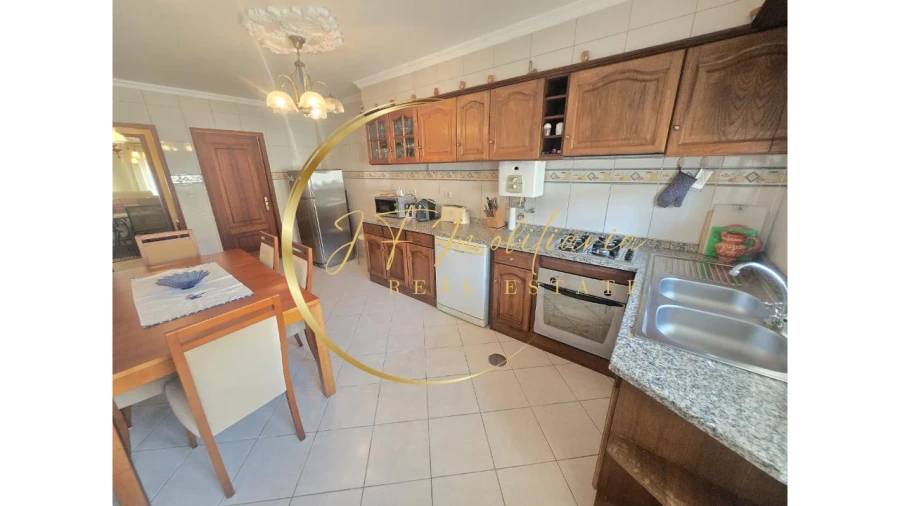 Moradia T4 para Venda em Gafanha da Encarnação Foto 14