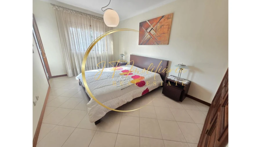 Moradia T4 para Venda em Gafanha da Encarnação Foto 28