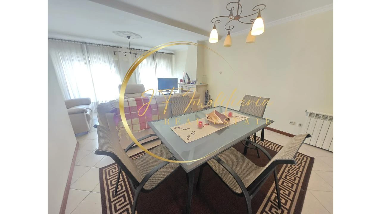 Moradia T4 para Venda em Gafanha da Encarnação Foto 7