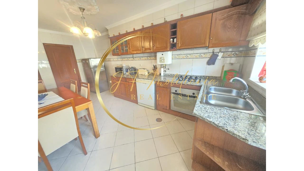 Moradia T4 para Venda em Gafanha da Encarnação Foto 15