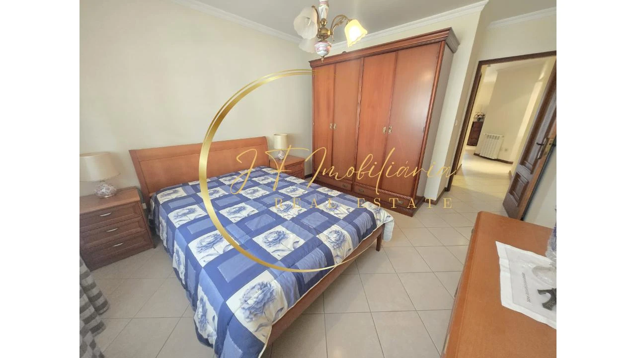 Moradia T4 para Venda em Gafanha da Encarnação Foto 17