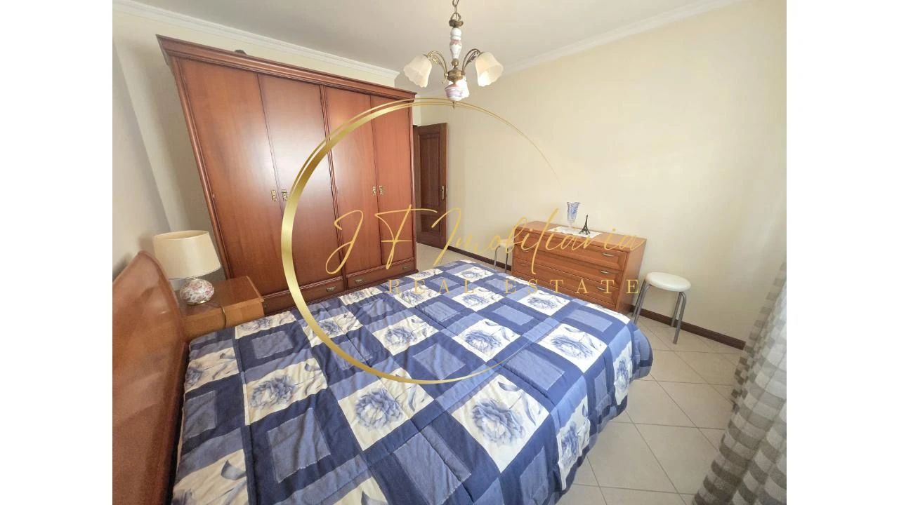 Moradia T4 para Venda em Gafanha da Encarnação Foto 18