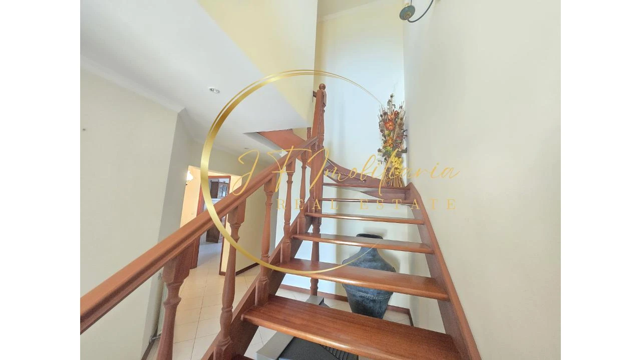 Moradia T4 para Venda em Gafanha da Encarnação Foto 22