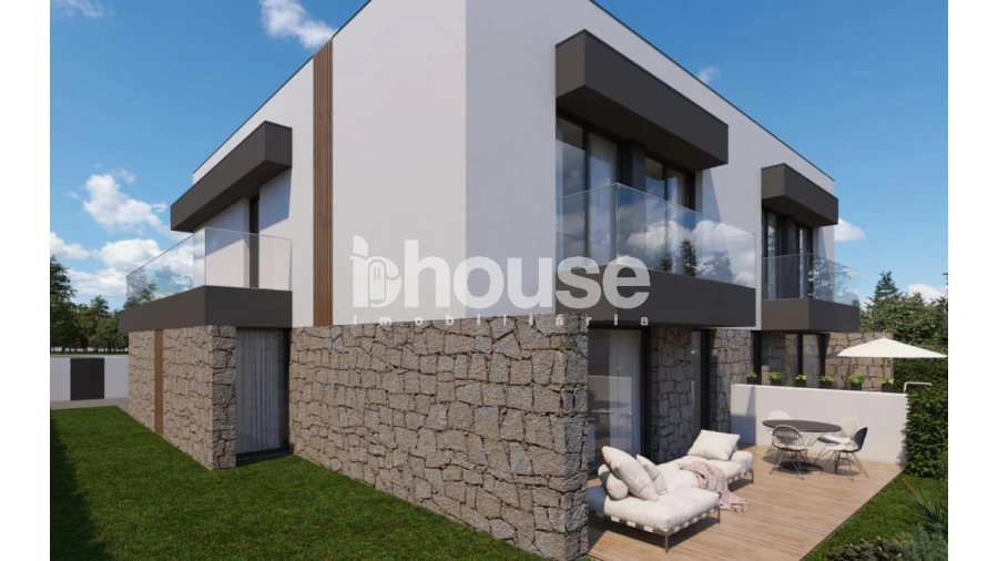 Moradia T3 para Venda em Aguas Santas Foto 29