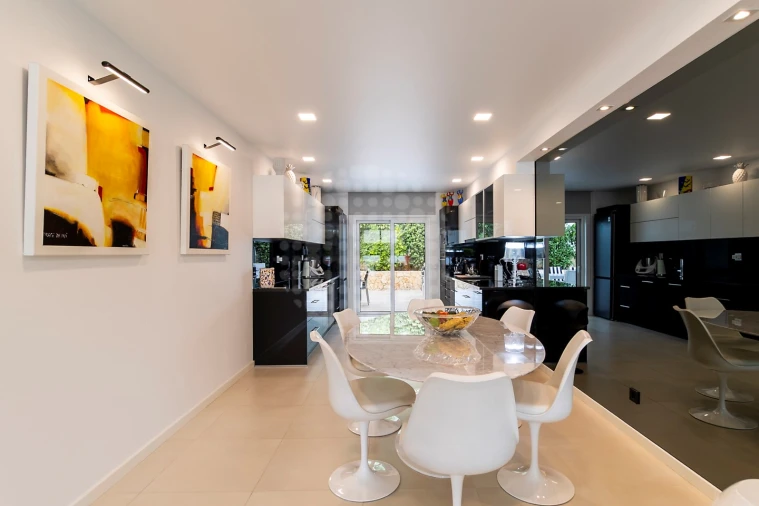 Moradia T4 para Venda em Albufeira e Olhos de Água Foto 8