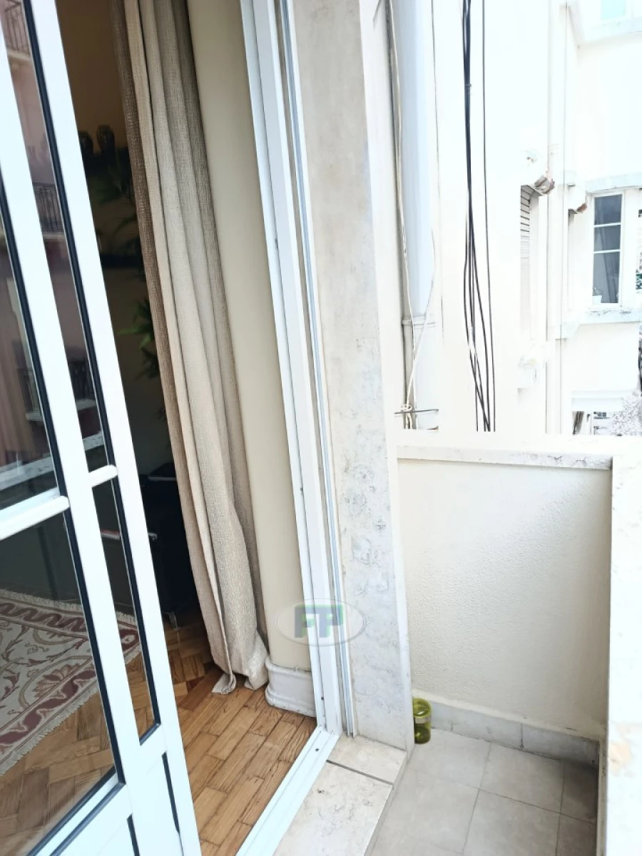 Apartamento T2 para Venda em Arroios Foto 7