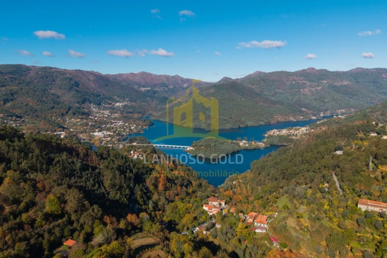 Terreno para Venda em Ventosa e Cova Foto 3