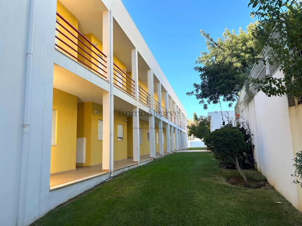 Apartamento T2 para Venda em Guia Foto 18