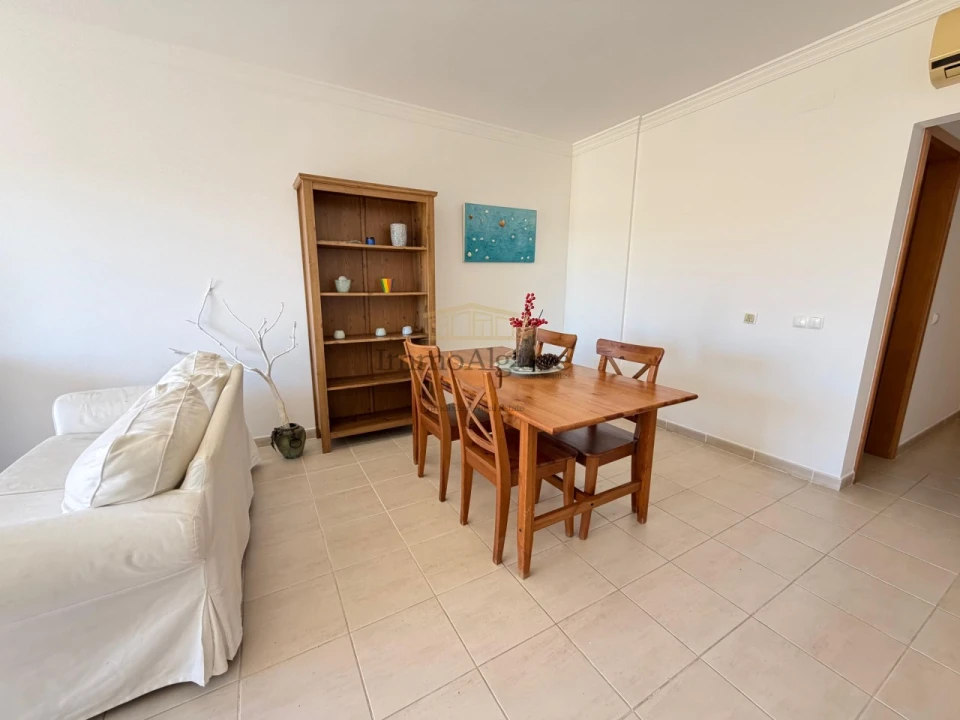 Apartamento T2 para Venda em Guia Foto 5