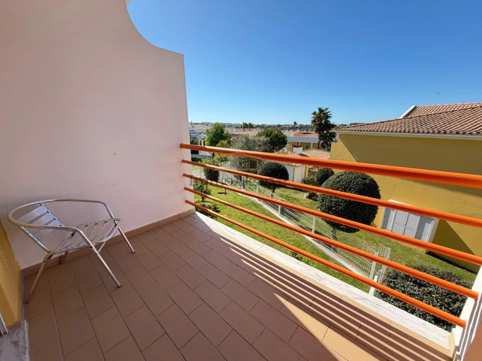 Apartamento T2 para Venda em Guia Foto 16